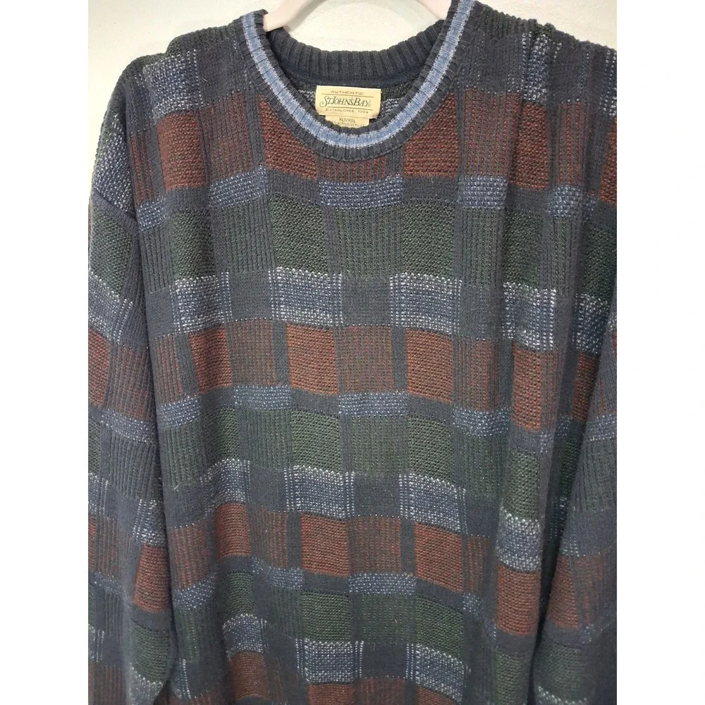 St Johns Bay Mens XLT Tall Crewneck Sweater Navy Burgundy Block Knit Vintage